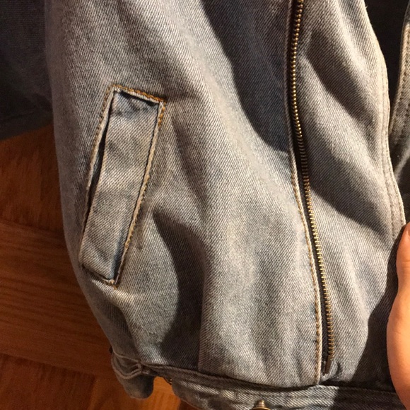 🇺🇸🕶🤙🏼BRANDY MELVILLE RARE denim jacket - Picture 5 of 8